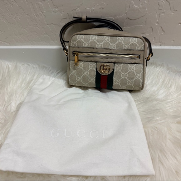 Gucci Beige and Green Canvas Crossbody Bag - Picture 2 of 7